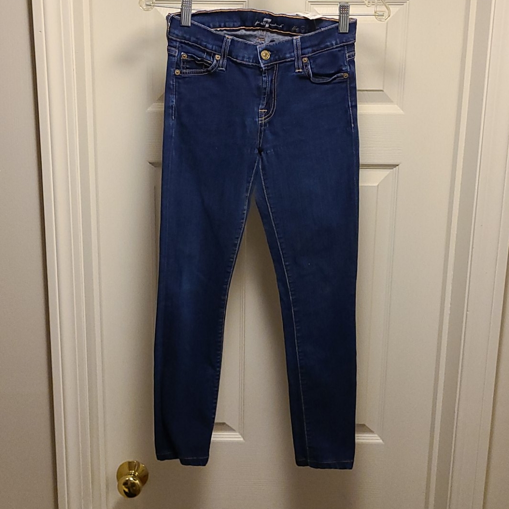 Seven For All Mankind Jeans. Wje4